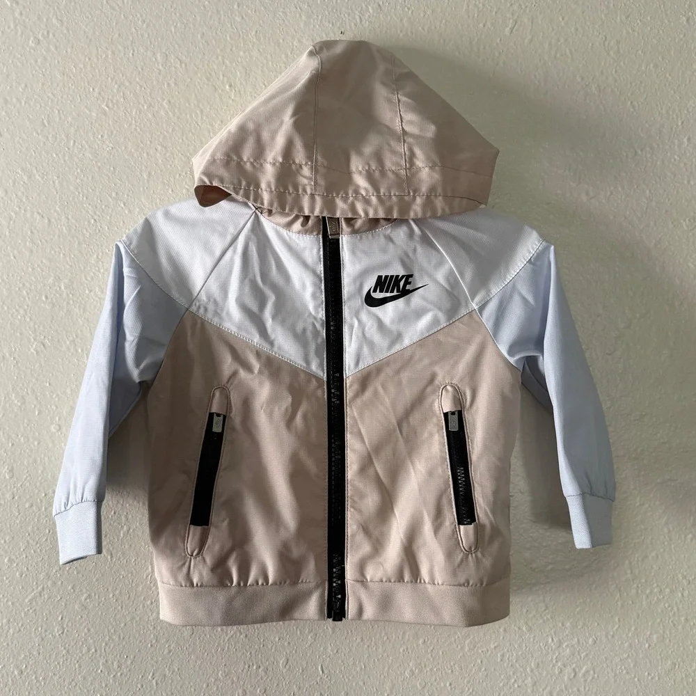 Nike Windrunner Hooded Windbreaker Jacket Tan White Blue 12M C663-X5C